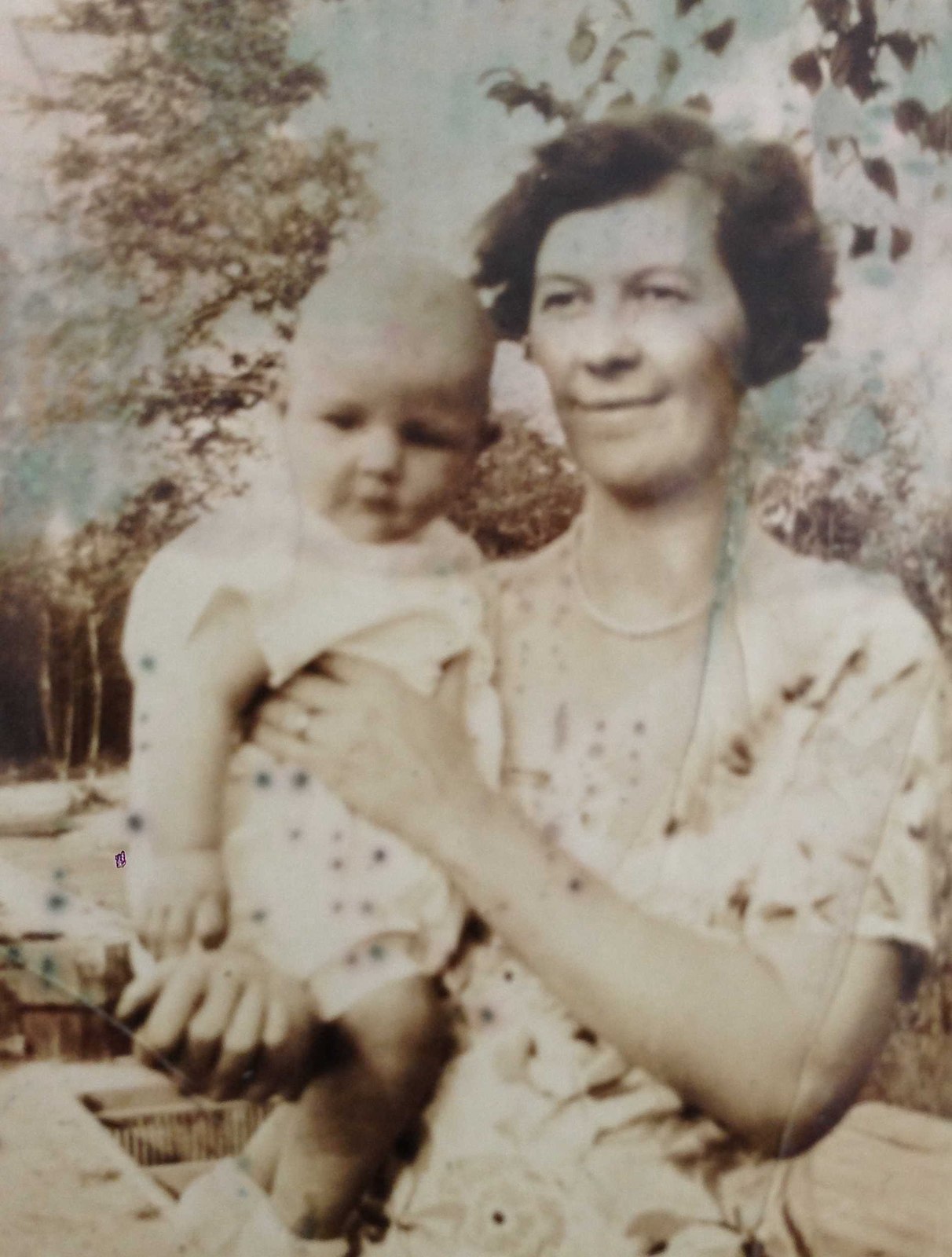 Ernie with his mother, Maude, 1931. Ernie with his mother, Maude, 1931.
