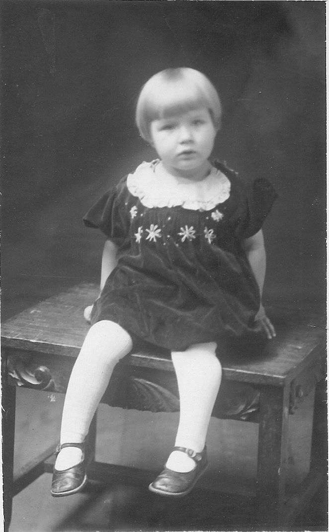 Esther as a little girl, about 1935. Esther as a little girl, about 1935.